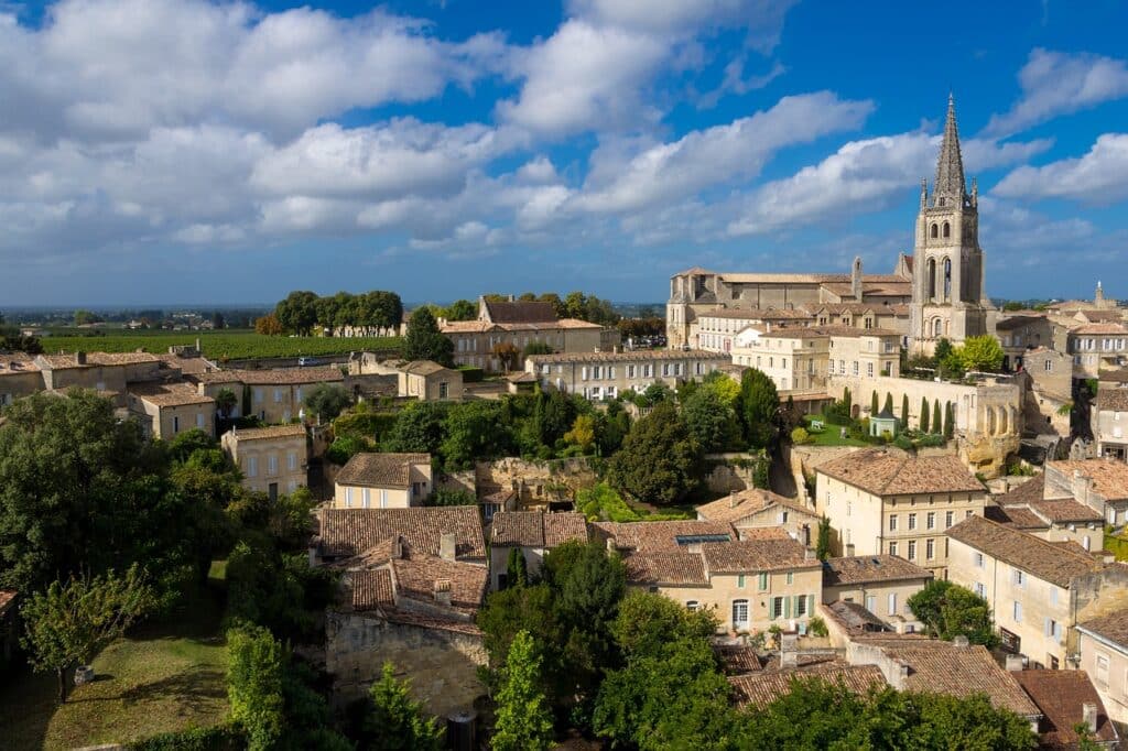 saint emilion paysage village pittoresque vignoble voyage entreprise séminaire incentive